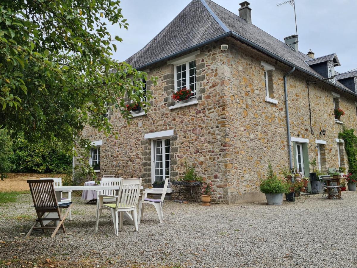 La Maison Des Tilleuls Saint-Germain-Sur-Seves Kültér fotó
