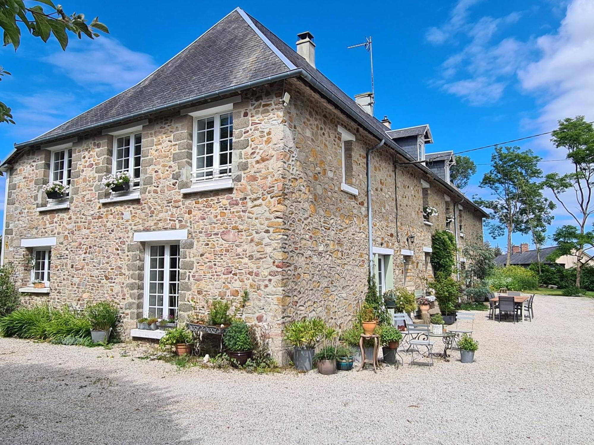 La Maison Des Tilleuls Saint-Germain-Sur-Seves Kültér fotó